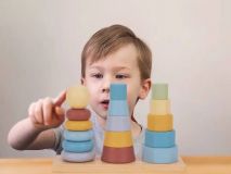 JUEGO INFANTIL TORRE DE FORMAS APILLABLES TKF008B (IMAGINOVO)