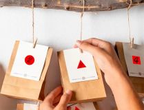 LIDERPAPEL BOLSA 12 HOJAS GOMETS SURTIDOS PEQUEÑOS 1376 UNIDADES